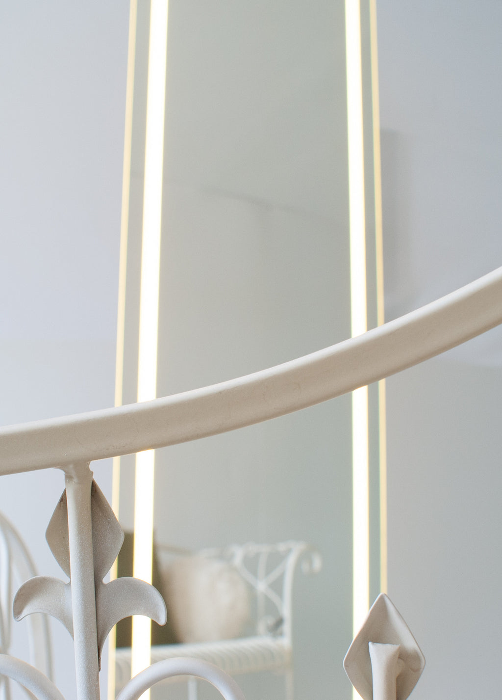 Veidrodis su Led apšvietimu 195x525