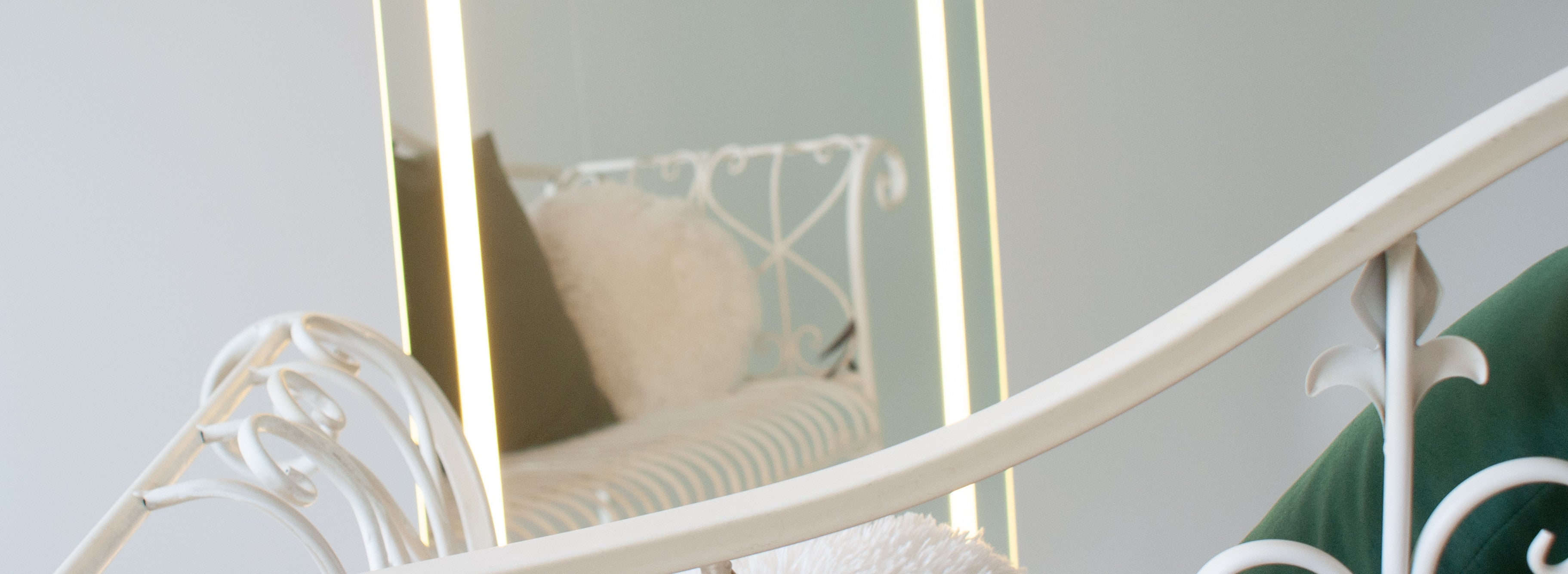 Veidrodis su Led apšvietimu 195x525