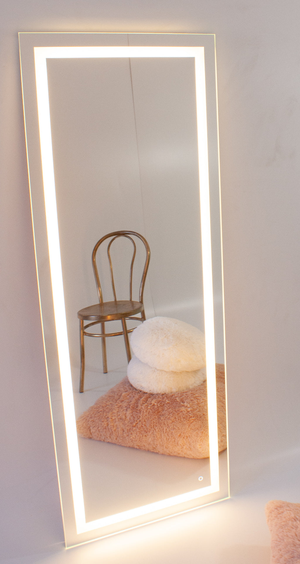 Veidrodis su Led apšvietimu 160x60