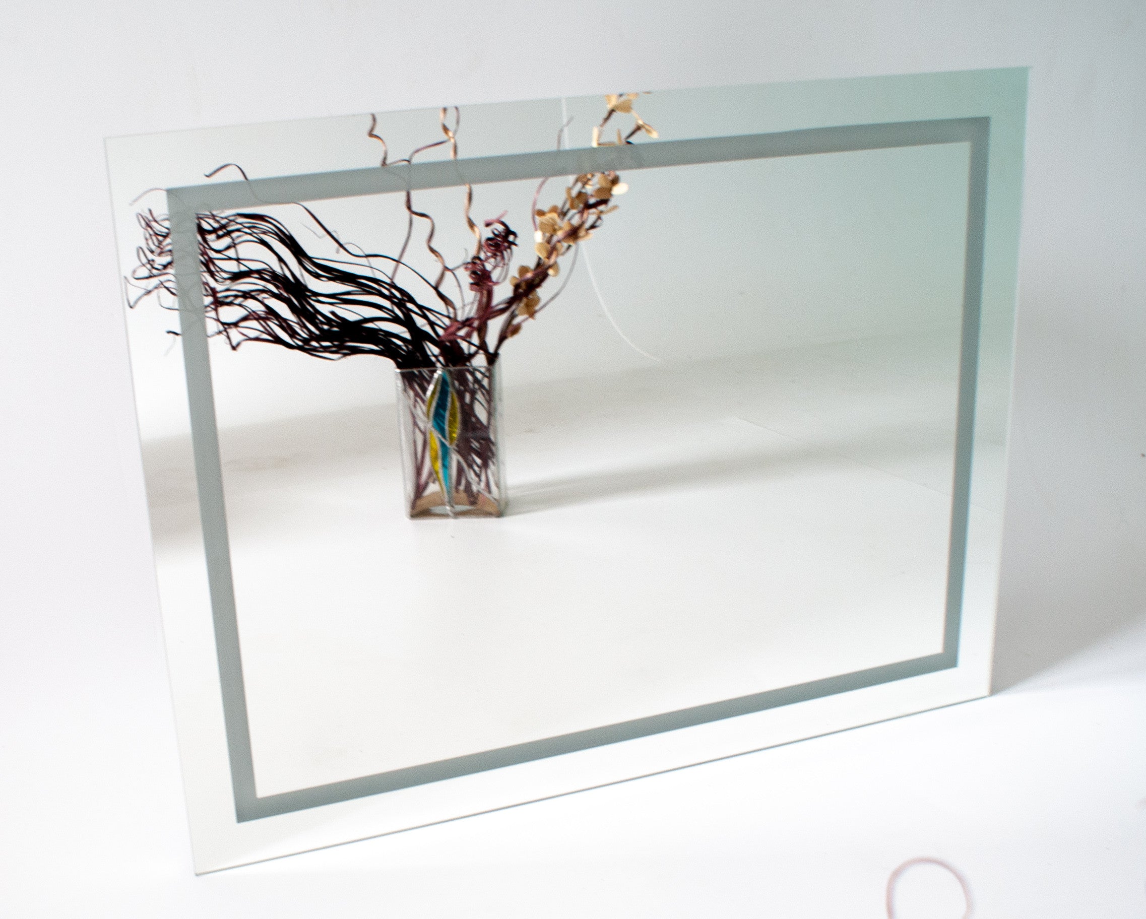 Veidrodis su Led apšvietimu 80x60 eko